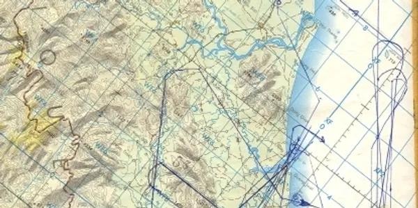 Aviation navigation map with flight path annotations